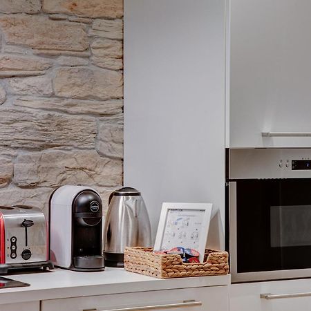 La Maison De Trieste Suite Garage Экстерьер фото