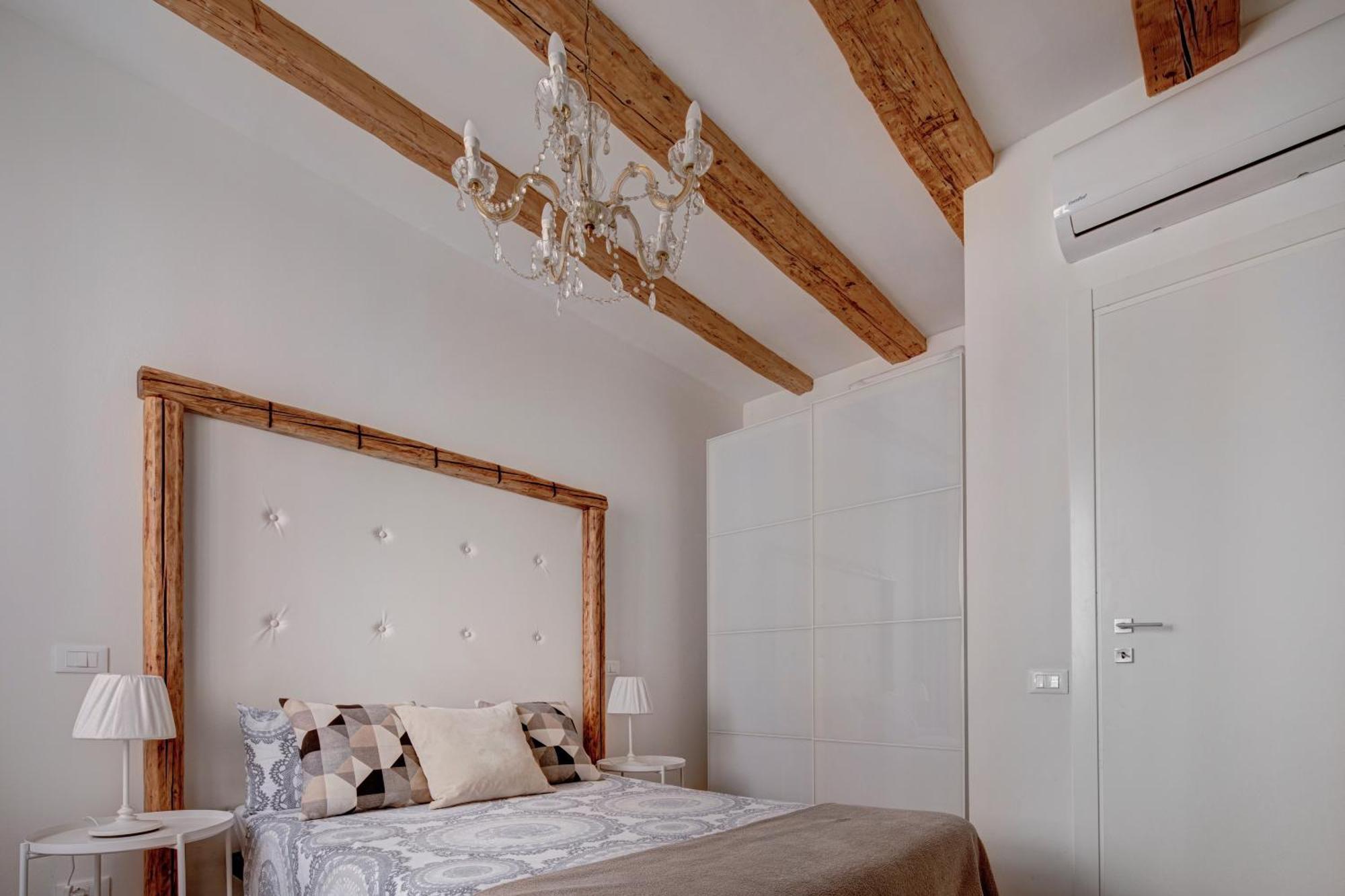 La Maison De Trieste Suite Garage Экстерьер фото